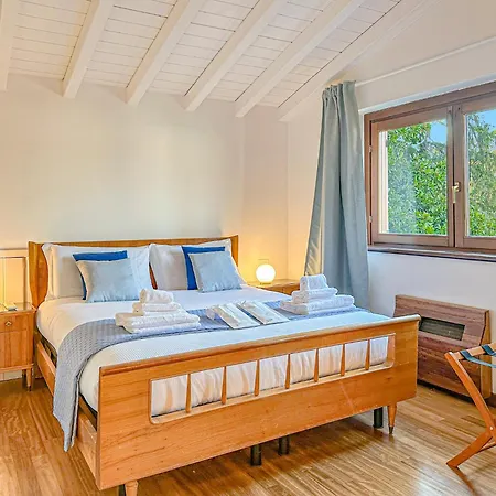 Villa Corelli - Parking And Exclusive Garden *